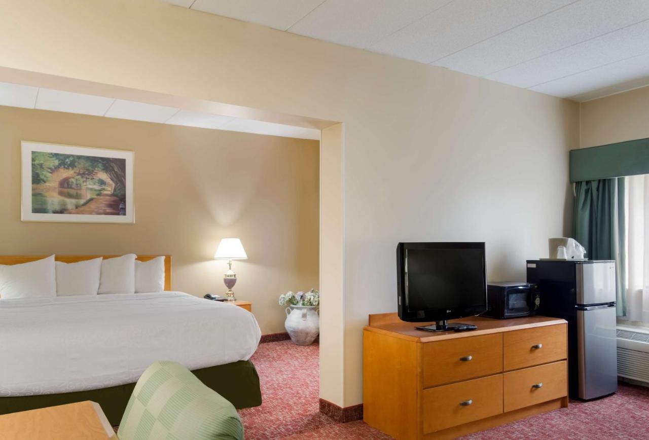 All Seasons Inn & Suites Smithfield Kültér fotó