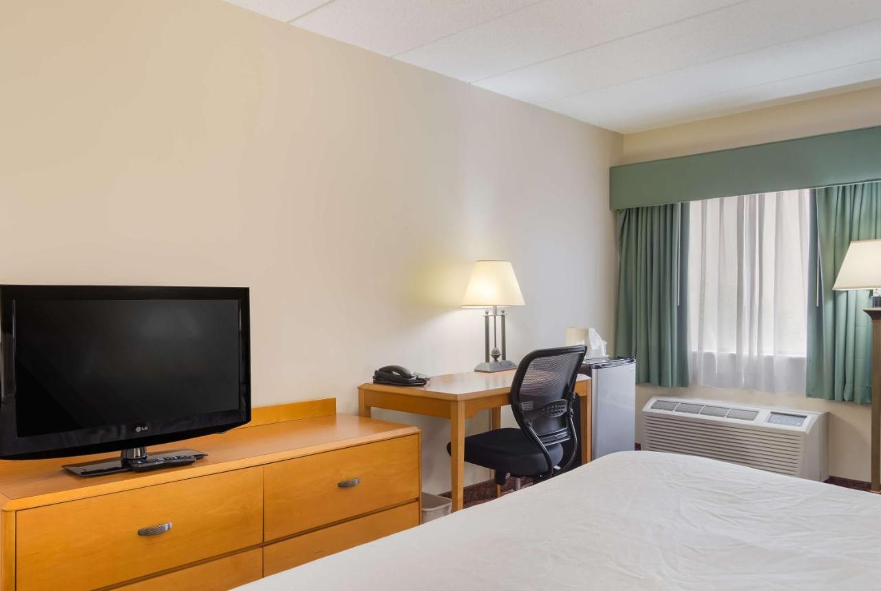 All Seasons Inn & Suites Smithfield Kültér fotó